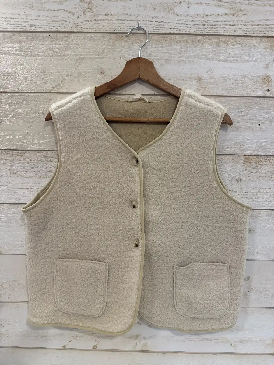Gilet Vanessa #844 beige (Pulpeuses)