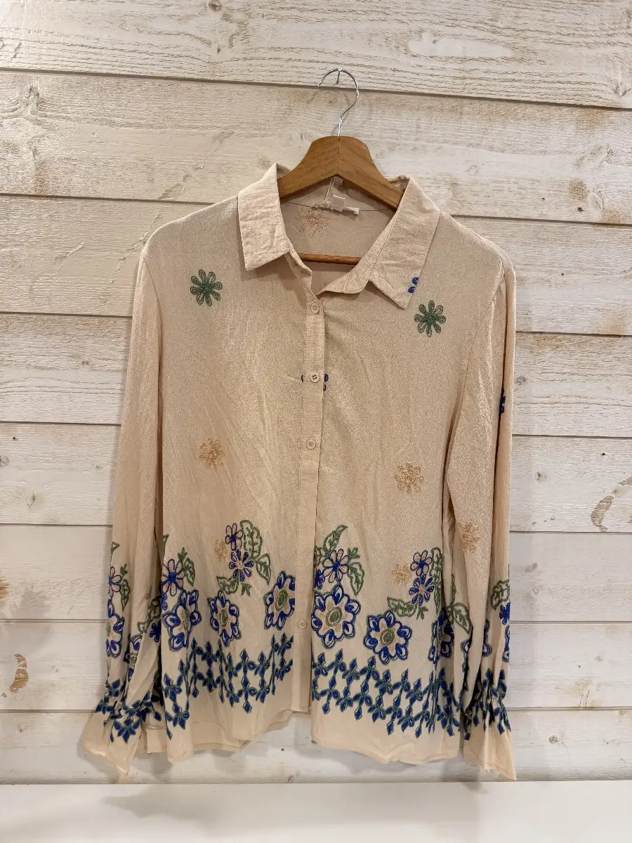 Chemise Cassandra #853 (Pulpeuses)