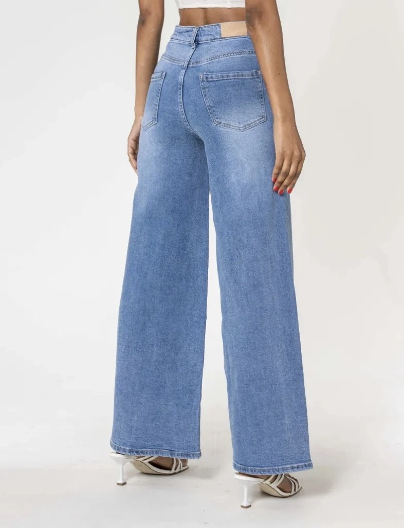 #870 Jean Super Wide Bleu Clair