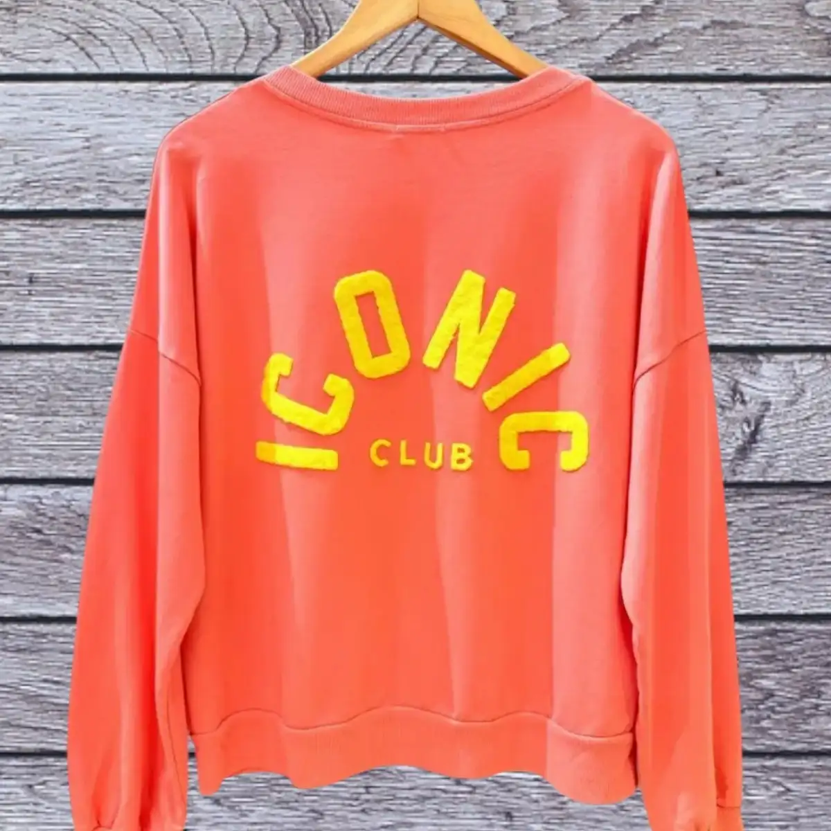 #873 Sweat ICONIC CLUB Corail