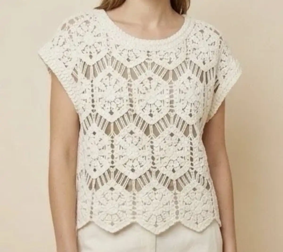 #016 top crochet taupe